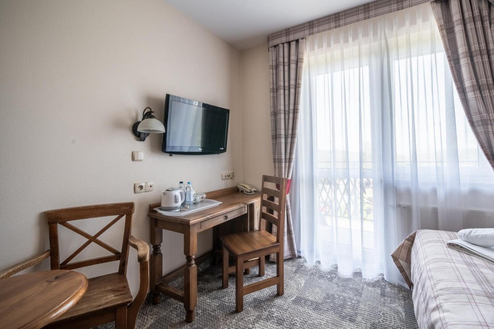 Helan Family & Hotel 3*